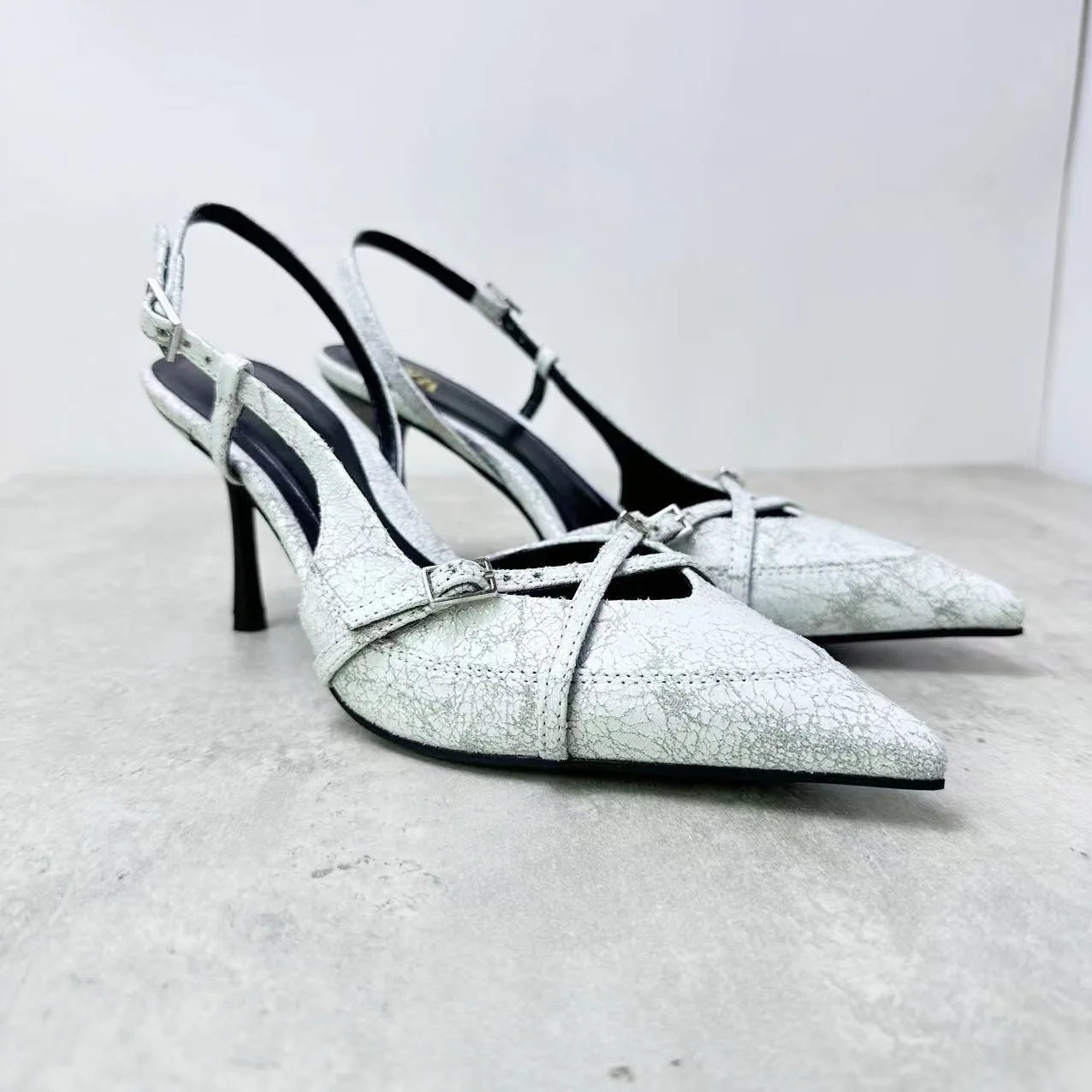 Spring/summer strap heels, retro European and American style, pointed toe, empty toe heels