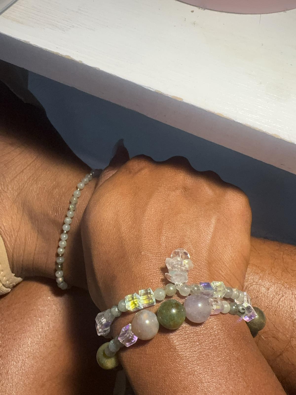 Set of ankle bracelet and wrist bracelet